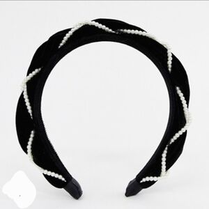 Black Velvet Braided Headband Featuring White Faux Pearls BNIB